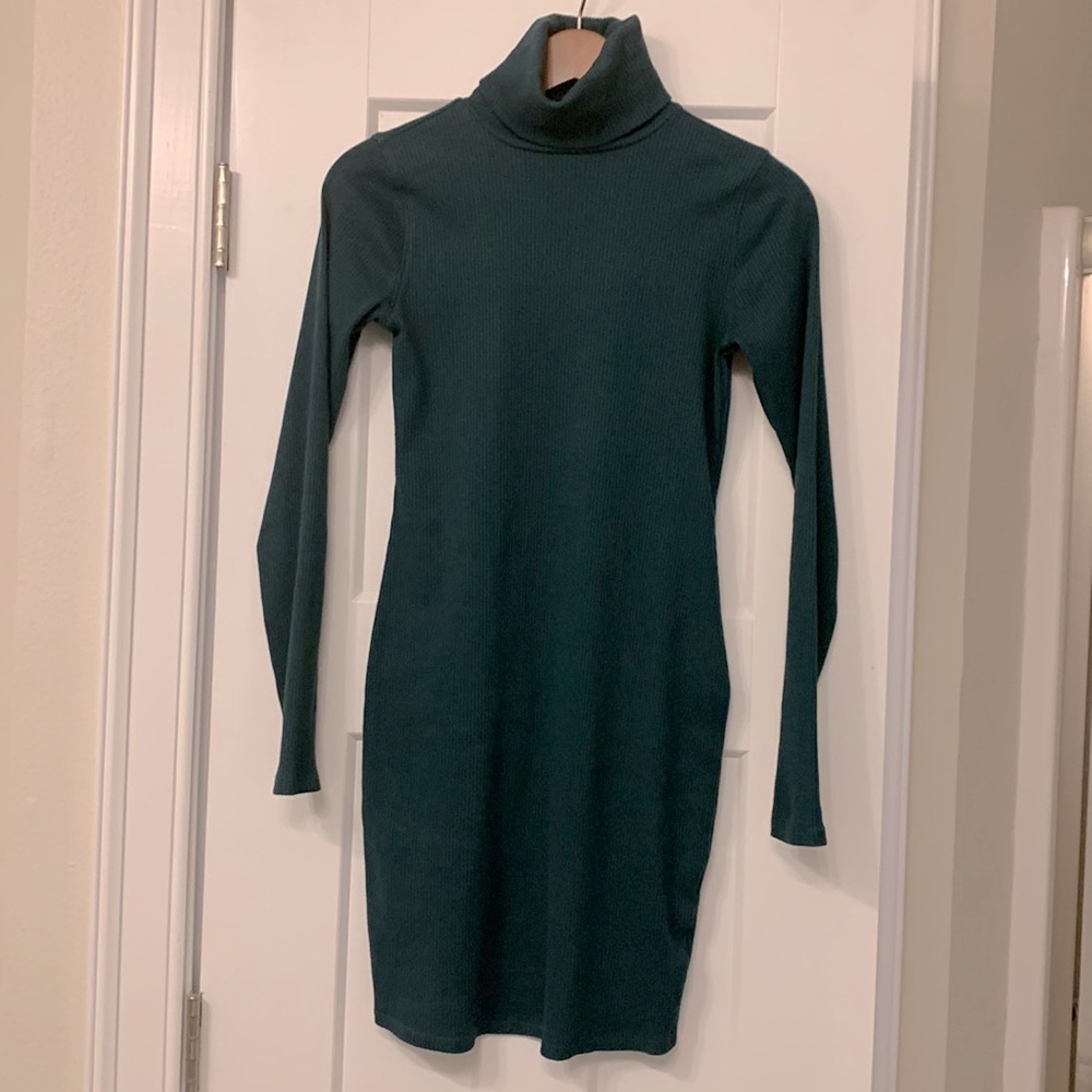 Dark green Turtleneck mini dress